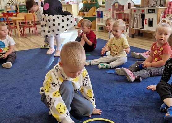 Grafika 33: 15.09.2025 Dzień Kropki w naszym przedszkolu