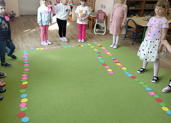 Grafika 52: 15.09.2025 Dzień Kropki w naszym przedszkolu