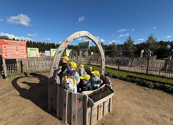 Grafika 30: 24.09.2025 Wycieczka na Farmę Alexa gr I