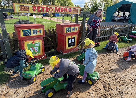 Grafika 79: 24.09.2025 Wycieczka na Farmę Alexa gr I