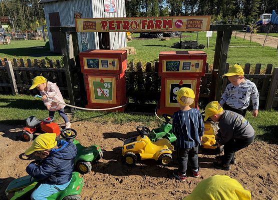 Grafika 81: 24.09.2025 Wycieczka na Farmę Alexa gr I