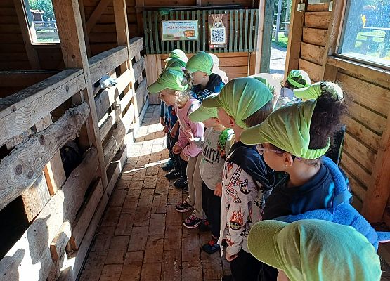 Grafika 56: 24.09.2025 Wycieczka na Farmę Alexa gr II