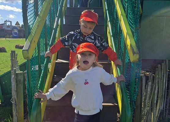 Grafika 28: 24.09.2025 Wycieczka na Farmę Alexa gr III