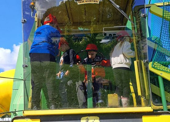 Grafika 29: 24.09.2025 Wycieczka na Farmę Alexa gr III