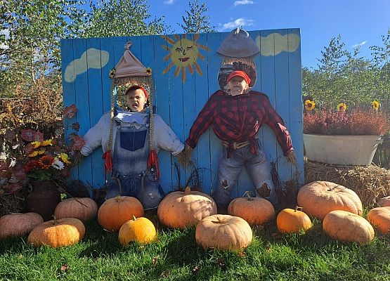 Grafika 38: 24.09.2025 Wycieczka na Farmę Alexa gr III