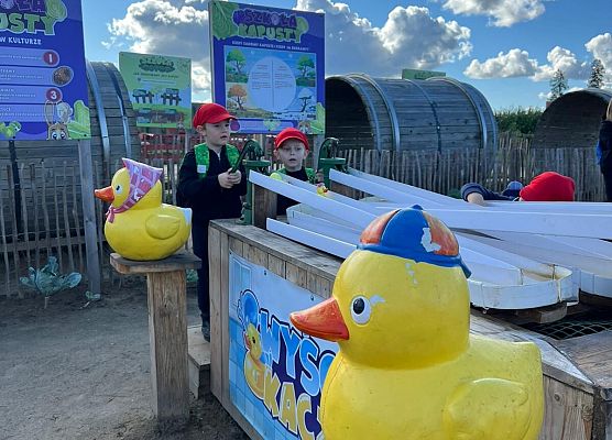 Grafika 78: 24.09.2025 Wycieczka na Farmę Alexa gr III