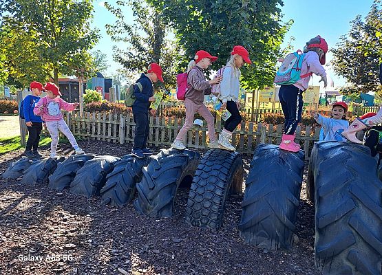 Grafika 101: 24.09.2025 Wycieczka na Farmę Alexa gr III