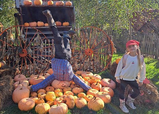 Grafika 153: 24.09.2025 Wycieczka na Farmę Alexa gr III