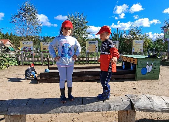 Grafika 192: 24.09.2025 Wycieczka na Farmę Alexa gr III