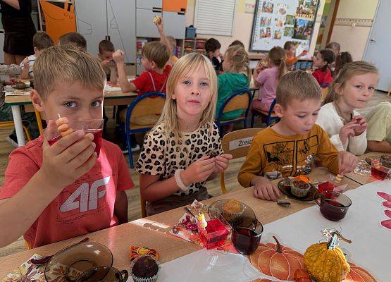 Grafika 100: 25.09.2025 Pożegnanie Lata i powitanie Jesieni!