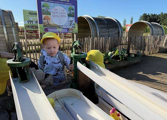 Grafika 21: 24.09.2025 Wycieczka na Farmę Alexa gr I