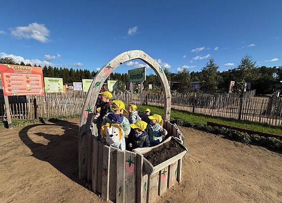 Grafika 30: 24.09.2025 Wycieczka na Farmę Alexa gr I