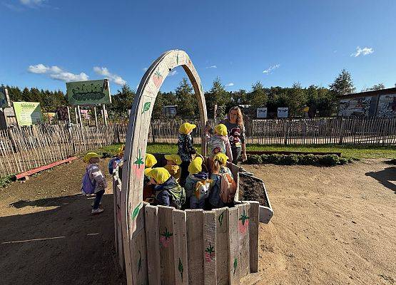 Grafika 31: 24.09.2025 Wycieczka na Farmę Alexa gr I