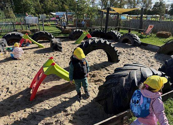 Grafika 50: 24.09.2025 Wycieczka na Farmę Alexa gr I