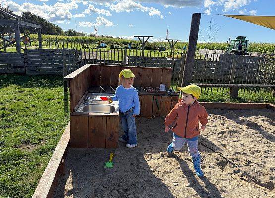 Grafika 53: 24.09.2025 Wycieczka na Farmę Alexa gr I