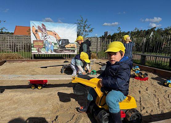 Grafika 58: 24.09.2025 Wycieczka na Farmę Alexa gr I
