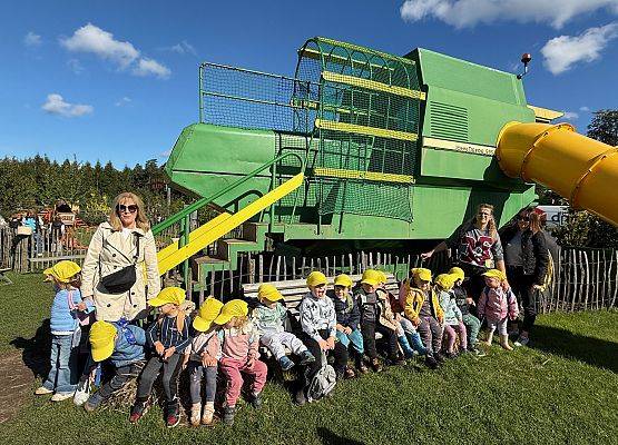 Grafika 86: 24.09.2025 Wycieczka na Farmę Alexa gr I