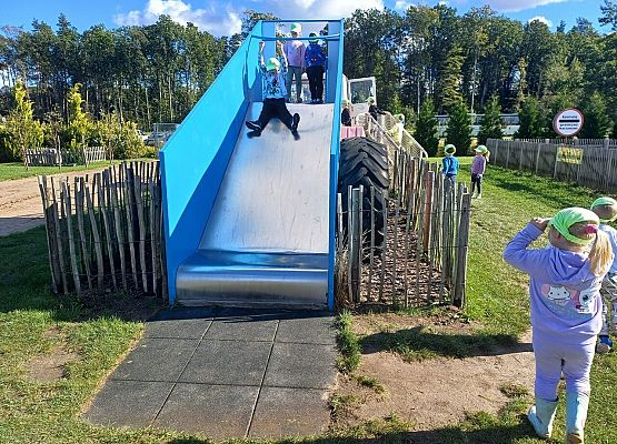 Grafika 16: 24.09.2025 Wycieczka na Farmę Alexa gr II