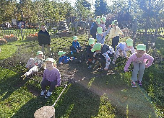 Grafika 42: 24.09.2025 Wycieczka na Farmę Alexa gr II