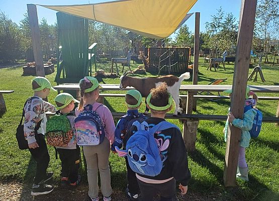 Grafika 47: 24.09.2025 Wycieczka na Farmę Alexa gr II