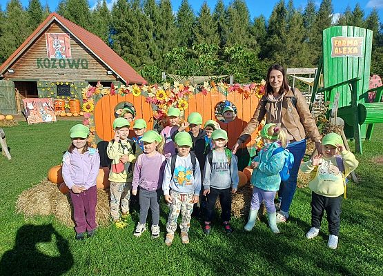 Grafika 59: 24.09.2025 Wycieczka na Farmę Alexa gr II