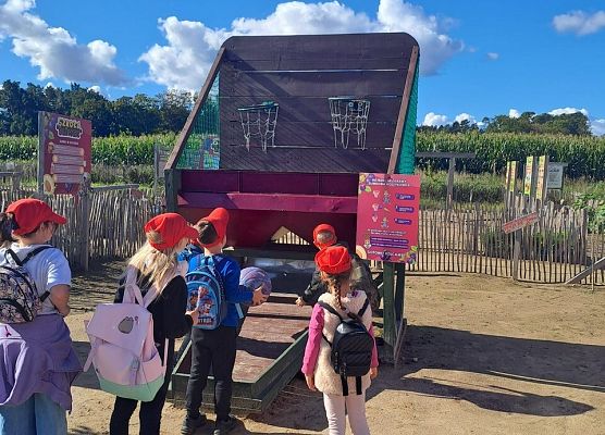 Grafika 22: 24.09.2025 Wycieczka na Farmę Alexa gr III