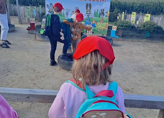 Grafika 26: 24.09.2025 Wycieczka na Farmę Alexa gr III