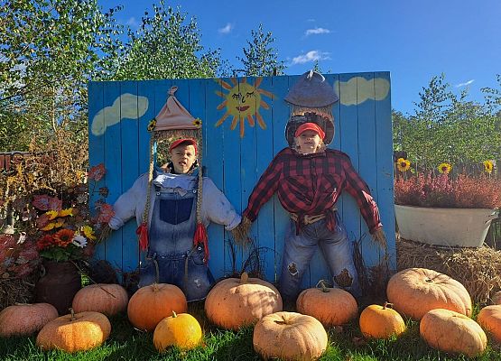 Grafika 46: 24.09.2025 Wycieczka na Farmę Alexa gr III