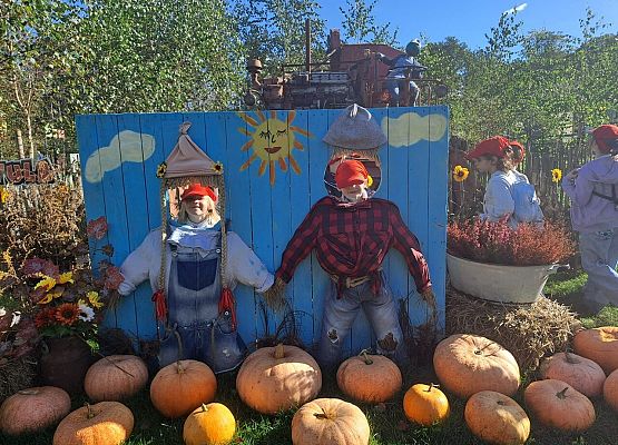 Grafika 47: 24.09.2025 Wycieczka na Farmę Alexa gr III