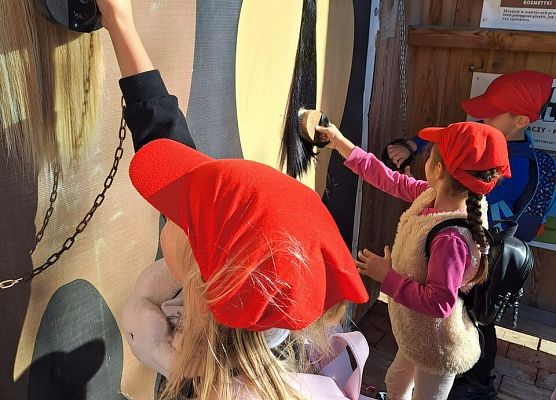 Grafika 69: 24.09.2025 Wycieczka na Farmę Alexa gr III