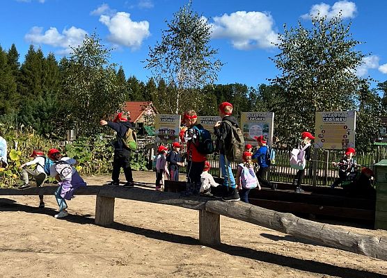 Grafika 82: 24.09.2025 Wycieczka na Farmę Alexa gr III