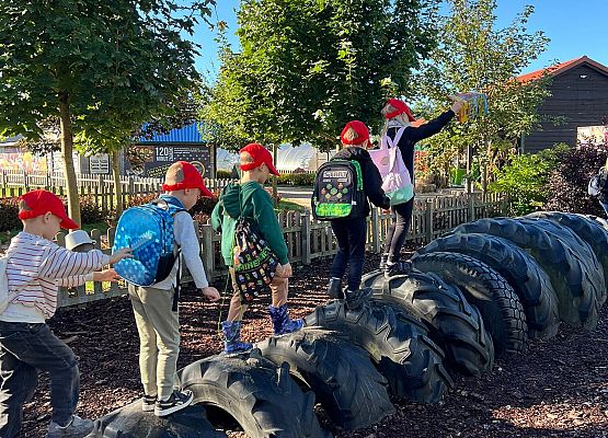 Grafika 128: 24.09.2025 Wycieczka na Farmę Alexa gr III