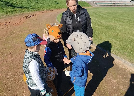 Grafika 9: 26.09.2025 Udział przedszkolaków w akcji „Sprzątanie świata"