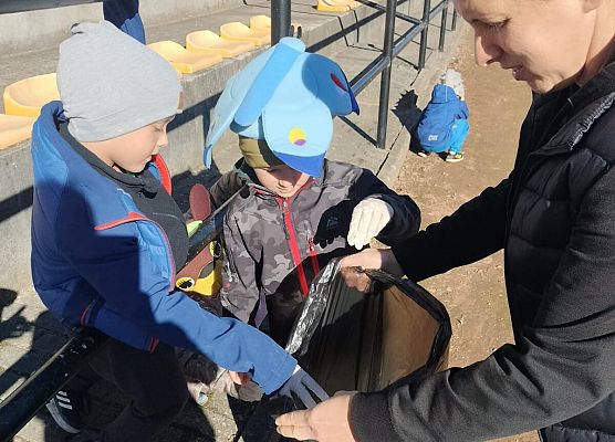 Grafika 14: 26.09.2025 Udział przedszkolaków w akcji „Sprzątanie świata"