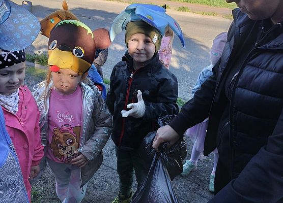 Grafika 27: 26.09.2025 Udział przedszkolaków w akcji „Sprzątanie świata"