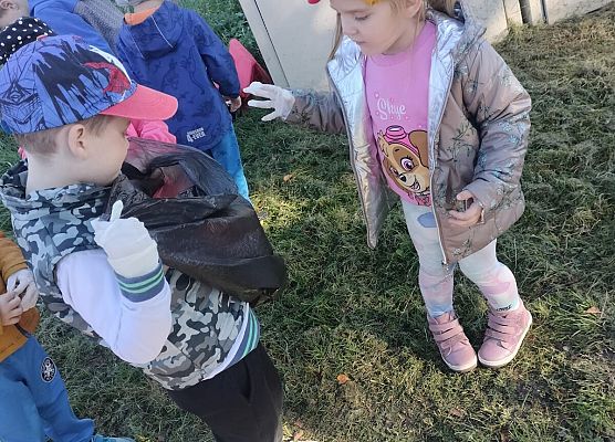 Grafika 31: 26.09.2025 Udział przedszkolaków w akcji „Sprzątanie świata"