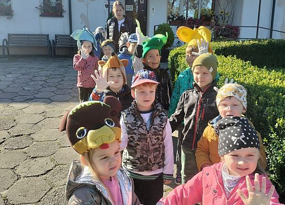 Grafika 35: 26.09.2025 Udział przedszkolaków w akcji „Sprzątanie świata"