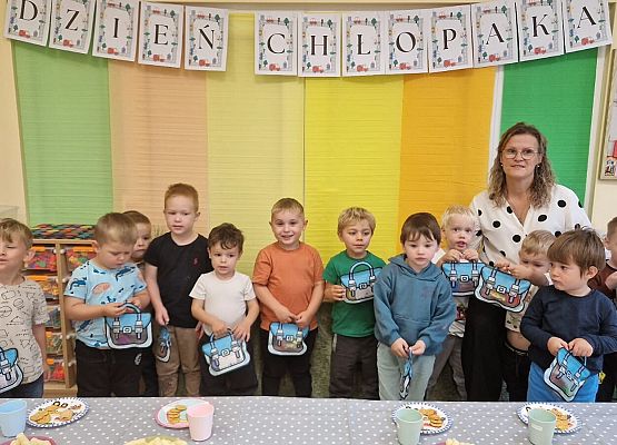 Grafika 3: 30.09.2025 Dzień Chłopaka w naszym przedszkolu!