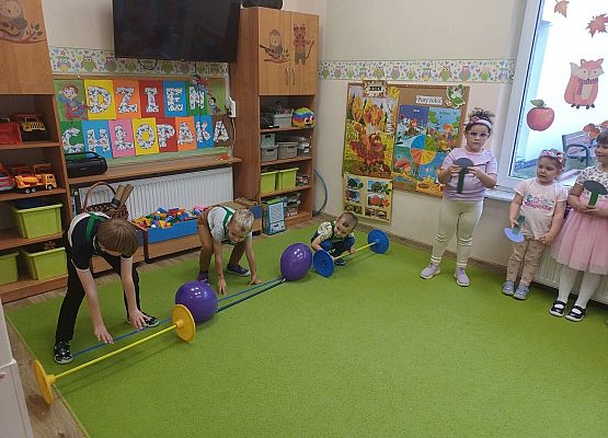 Grafika 72: 30.09.2025 Dzień Chłopaka w naszym przedszkolu!