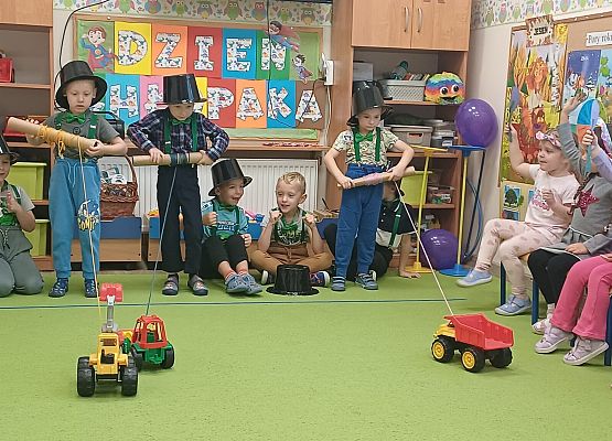 Grafika 95: 30.09.2025 Dzień Chłopaka w naszym przedszkolu!