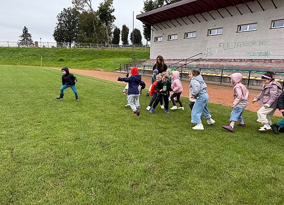 Grafika 20: 30.09.2025 Sportowe emocje na stadionie w Charbrowie!