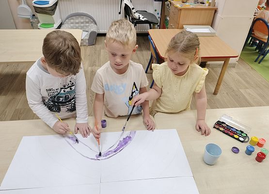 Grafika 20: 02.10.2025 Dzień kolorów szczęścia w naszym przedszkolu!