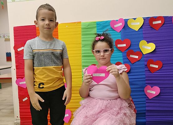 Grafika 46: 02.10.2025 Dzień kolorów szczęścia w naszym przedszkolu!