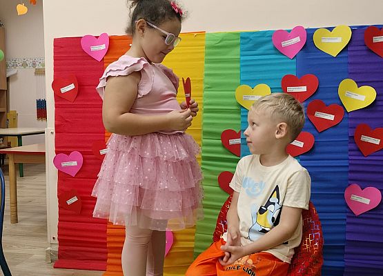 Grafika 48: 02.10.2025 Dzień kolorów szczęścia w naszym przedszkolu!