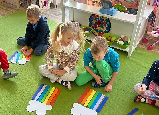 Grafika 55: 02.10.2025 Dzień kolorów szczęścia w naszym przedszkolu!