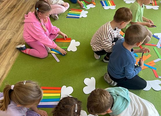 Grafika 56: 02.10.2025 Dzień kolorów szczęścia w naszym przedszkolu!