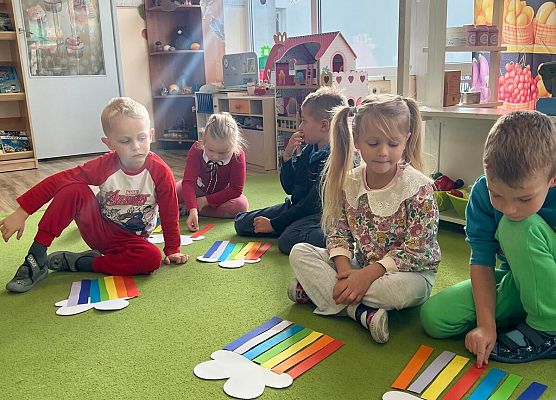Grafika 58: 02.10.2025 Dzień kolorów szczęścia w naszym przedszkolu!