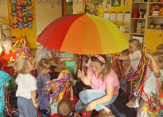 Grafika 80: 02.10.2025 Dzień kolorów szczęścia w naszym przedszkolu!