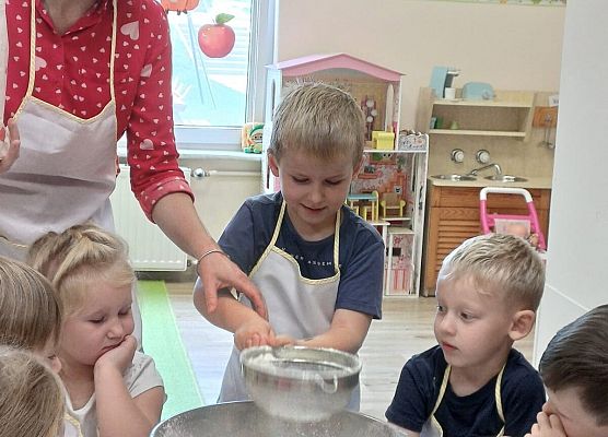 Grafika 14: 03.10.2025 Zakończenie Tygodnia Szcześcia gr II