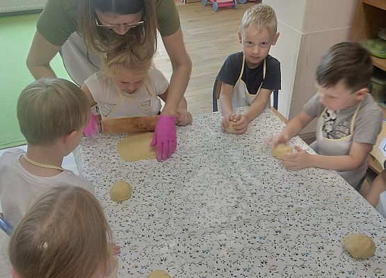 Grafika 20: 03.10.2025 Zakończenie Tygodnia Szcześcia gr II